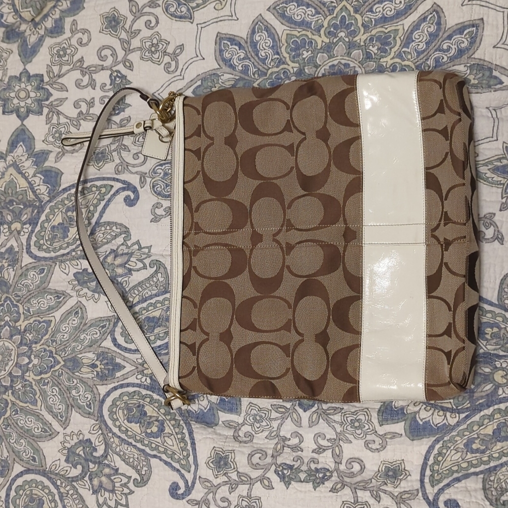 Authentic Coach Purse - Picture 2 of 6